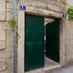 Lamenta