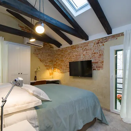 Lamenta Guest house